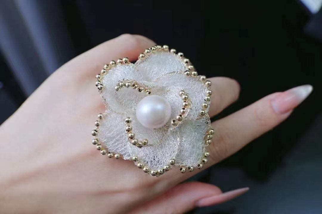 Elisabetta Ring — view 3