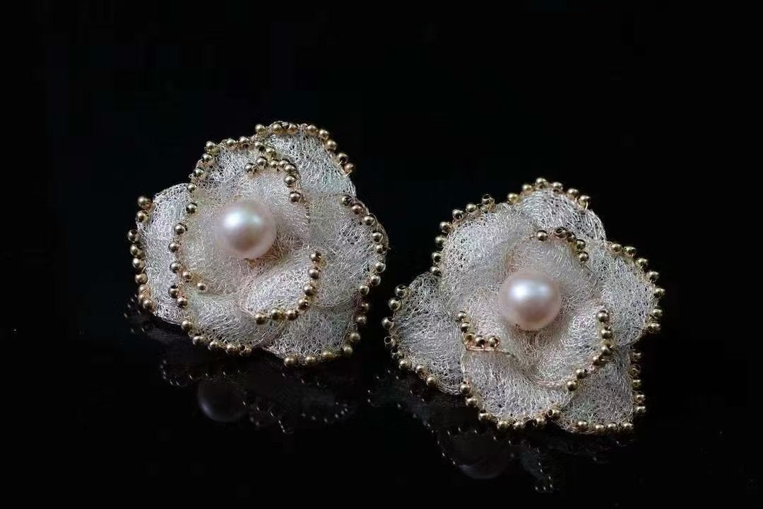 Maddalena Pearl Earrings — view 3