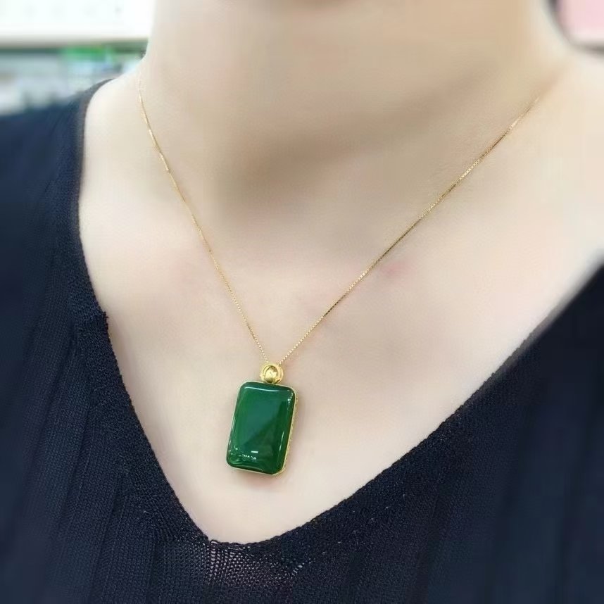 Magia Pendant — view 2
