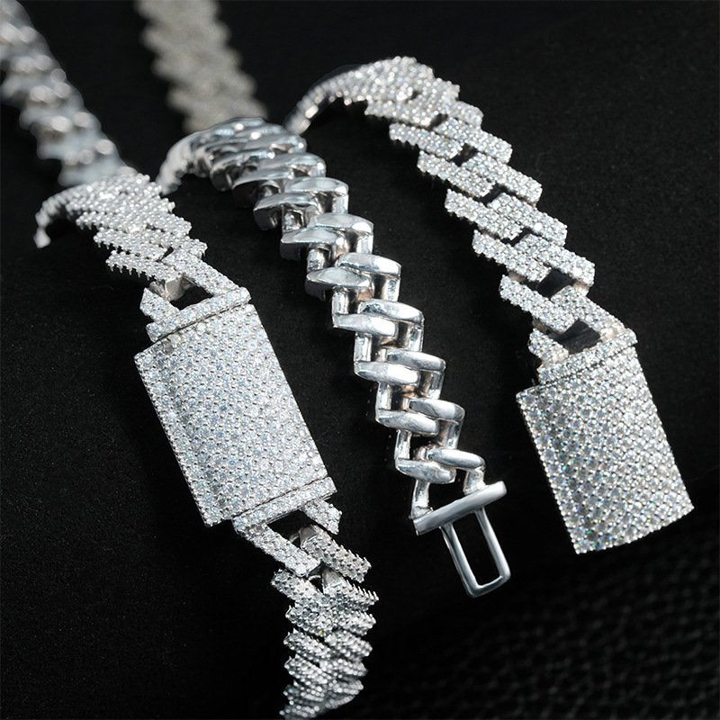 Morena Cuban Chain — view 3