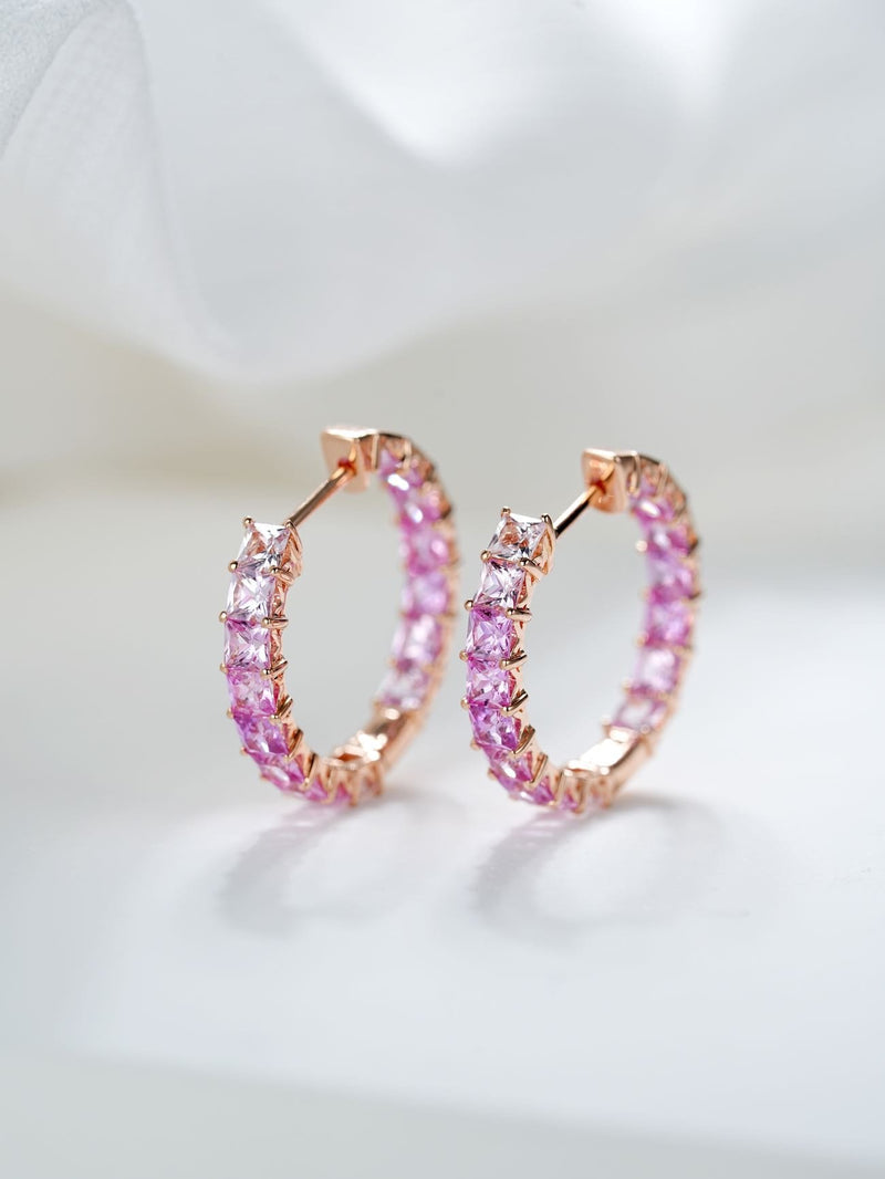 Nives Earrings in 18K gold with natural sapphire