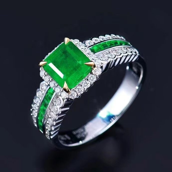 Noemi Ring — view 2