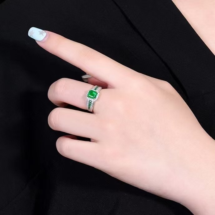 Noemi Ring — view 4