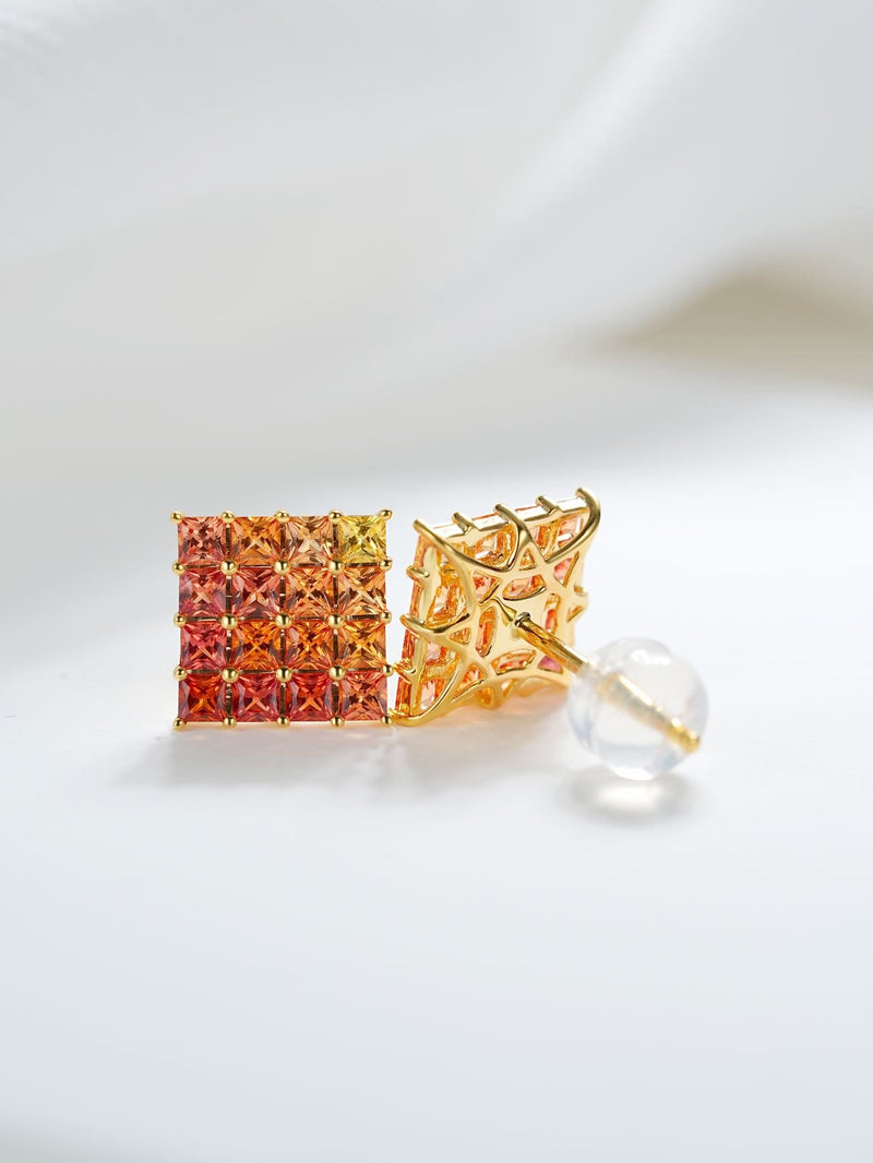 Penelope Earrings in 18K gold with natural sapphire