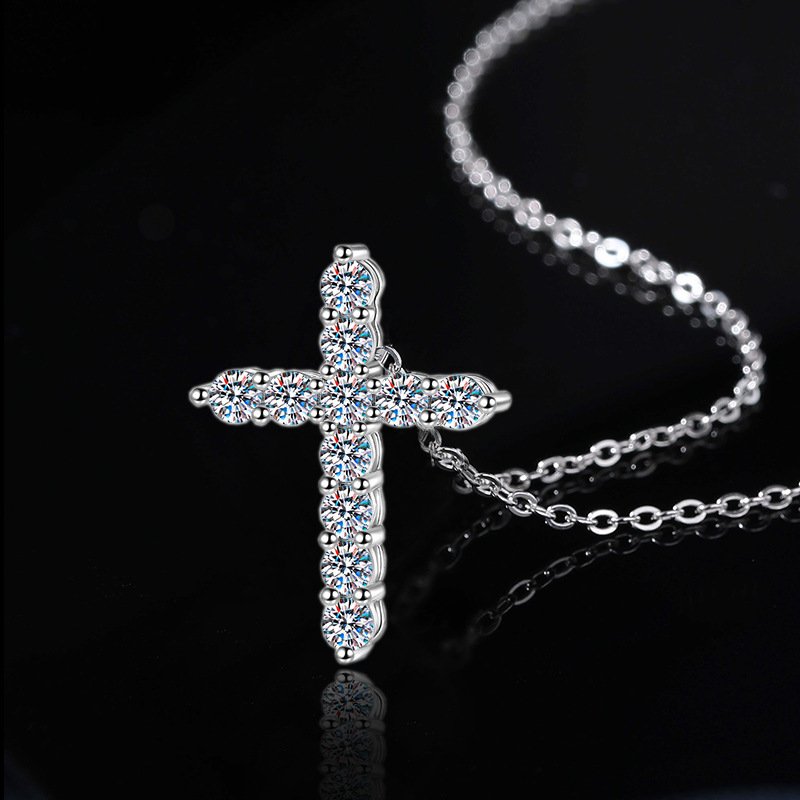 Peonia Necklace — view 2