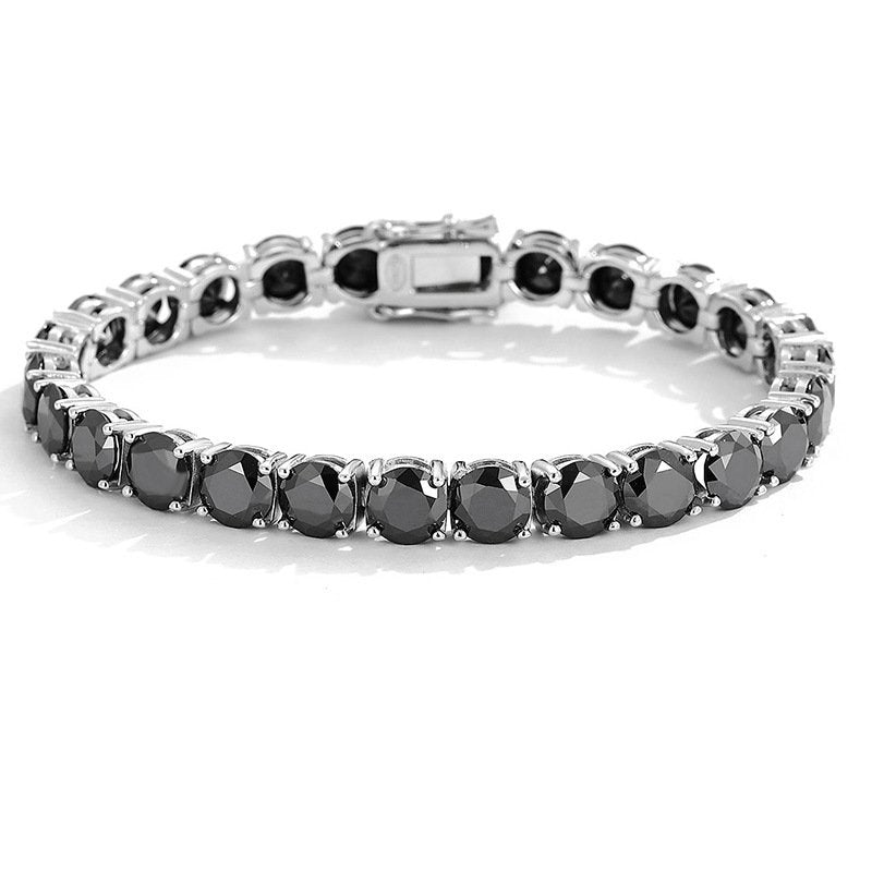 Sera Bracelet in sterling silver with moissanite