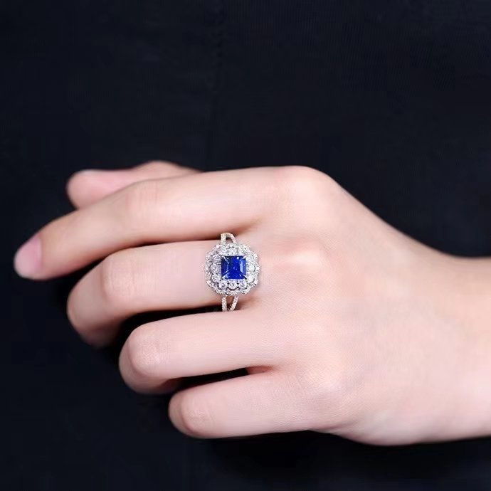Trieste Ring — view 2