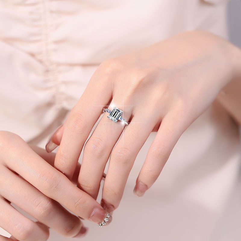 Tulipa Ring — view 2