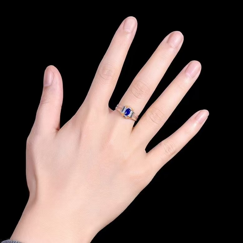 Vanna Ring — view 3