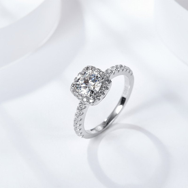 Varazze Ring — view 3
